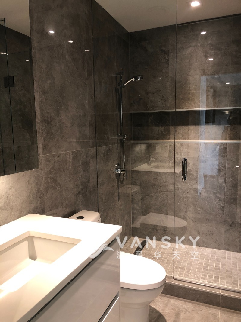 251009214106_Bath room.JPG